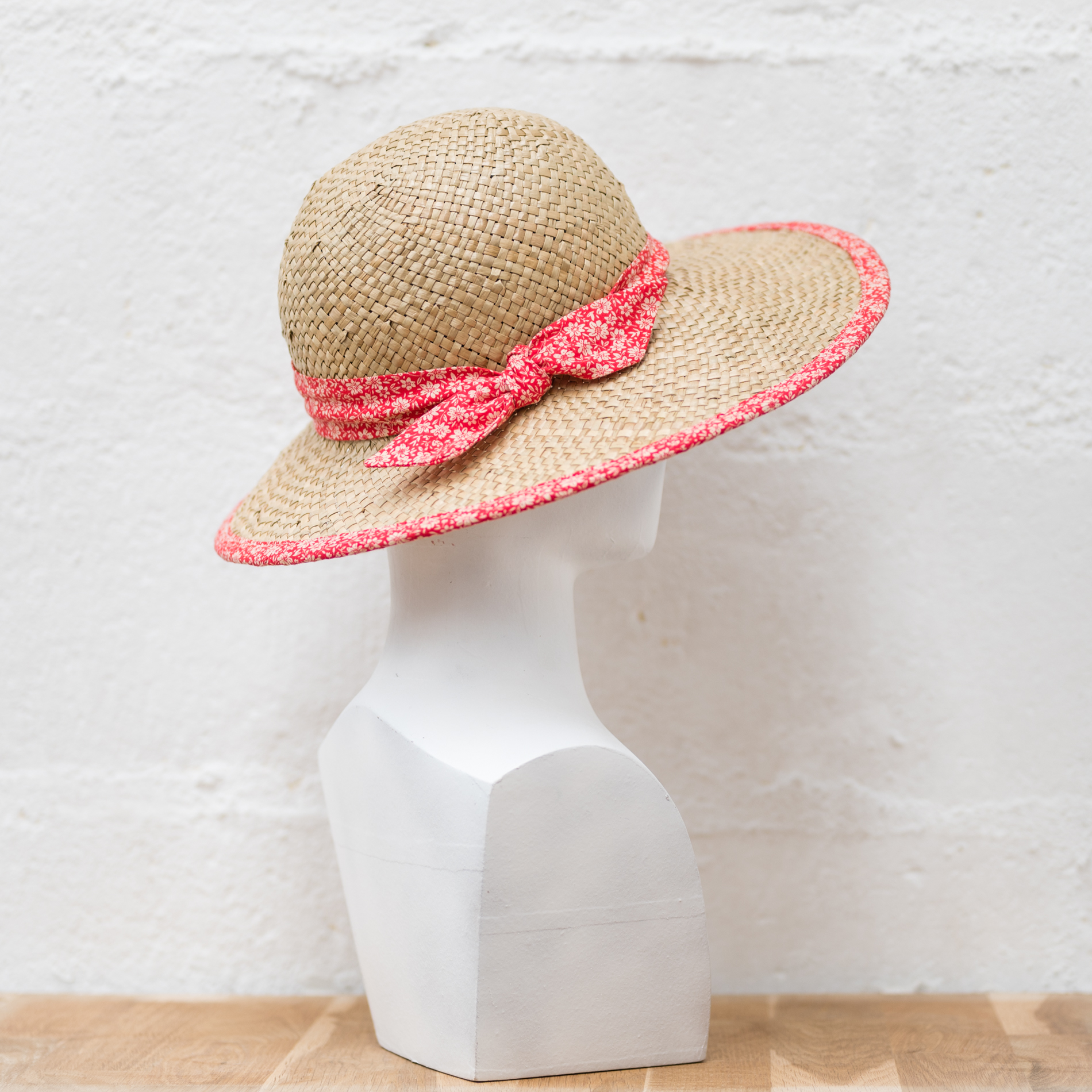 Comment mouler de la paille pour faire des chapeaux - Kit confection mes-jolis-chapeaux-202205-1232